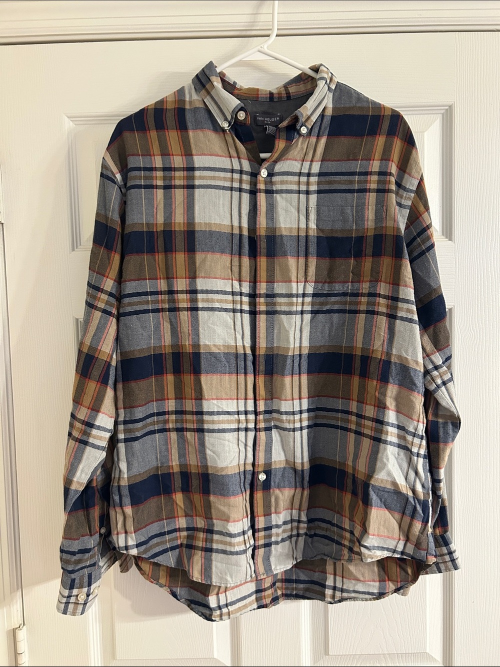 Men's Plaid Button-Up Shirt Jacket in Navy, Tan & Gray